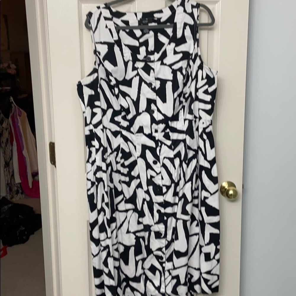 Alfani Cotton Sleeveless button down dress.